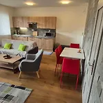 Apartamento Mýto Bergmax, Jasná Chopok 10min Transit - Mýto Apartments, Parking Free Mýto pod Ďumbierom