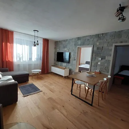 Myto Bergmax, Jasna Chopok 10min Transit - Myto Apartments, Parking Free * Myto pod Dumbierom