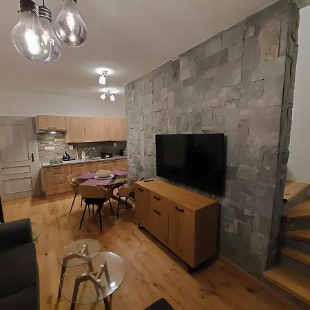 Apartmán Mýto Bergmax, Jasná Chopok 10min Transit - Mýto Apartments, Parking Free