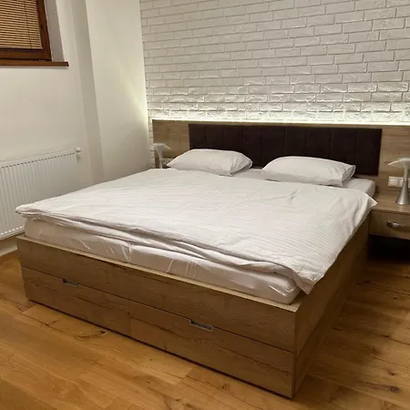 Mýto Bergmax, Jasná Chopok 10min Transit - Mýto Apartments, Parking Free *