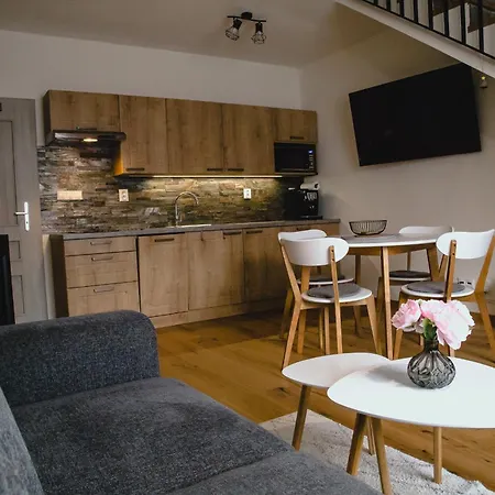 Myto Bergmax, Jasna Chopok 10min Transit - Myto Apartments, Parking Free * Mýto pod Ďumbierom