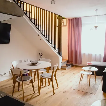 Myto Bergmax, Jasna Chopok 10min Transit - Myto Apartments, Parking Free Mýto pod Ďumbierom