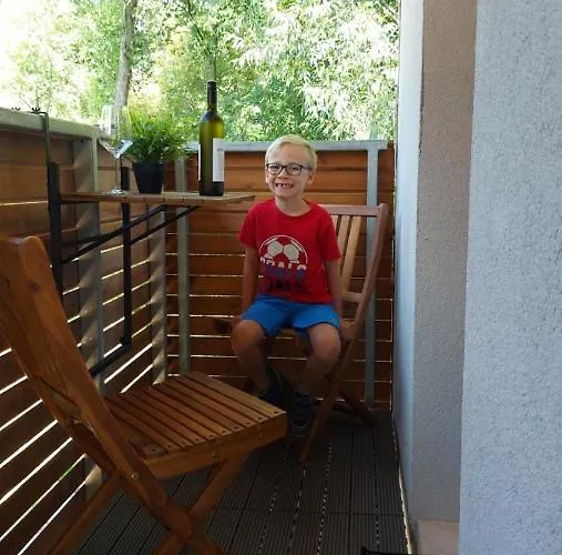 דירה Myto Bergmax, Jasna Chopok 10min Transit - Myto Apartments, Parking Free Mýto pod Ďumbierom